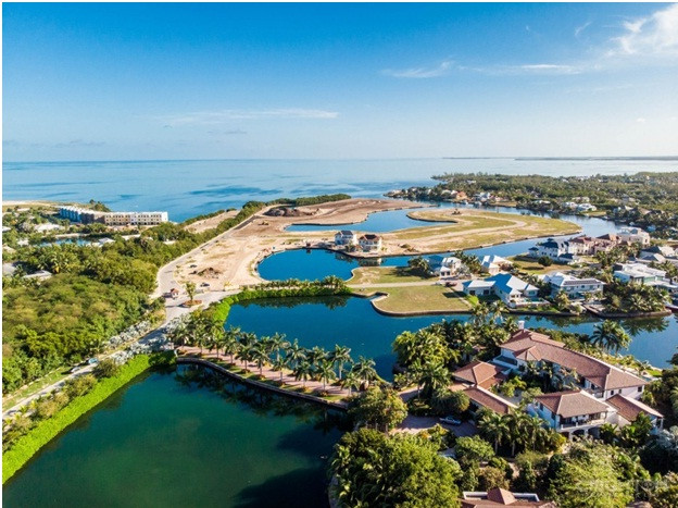 Houses, Condos, and Land for Sale in the Cayman Islands Which Is Right for You?