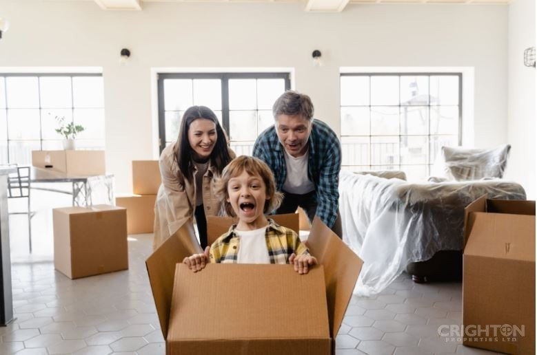 Relocating to Cayman? Why Do You Need An Expert Real Estate Agent?