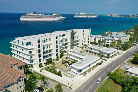 FIN RESIDENCE 9 - CORNER OCEAN FRONT UNIT WITH EXCEPTIONAL AMENITIES