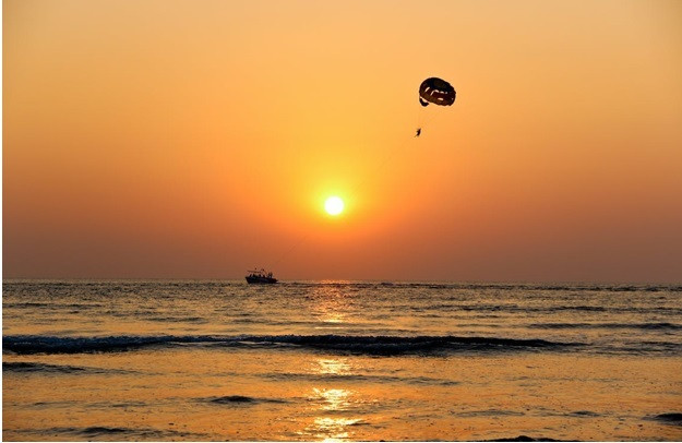 Best Things to Do at Seven Mile Beach