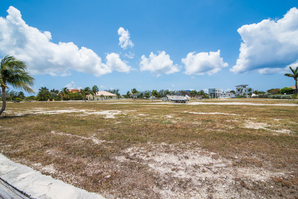 CRYSTAL HARBOUR CANAL LOT CRYSTAL HARBOUR CANAL LOT