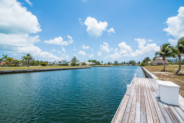 CRYSTAL HARBOUR CANAL LOT CRYSTAL HARBOUR CANAL LOT