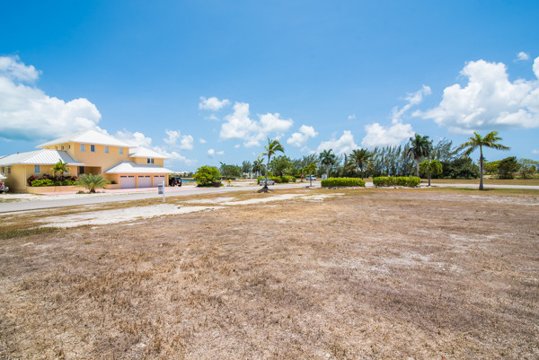 CRYSTAL HARBOUR CANAL LOT CRYSTAL HARBOUR CANAL LOT