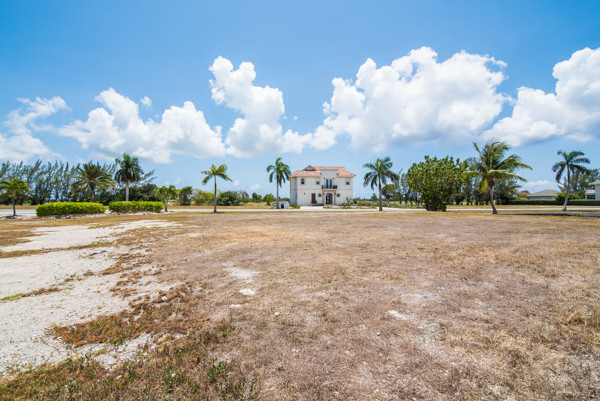 CRYSTAL HARBOUR CANAL LOT CRYSTAL HARBOUR CANAL LOT