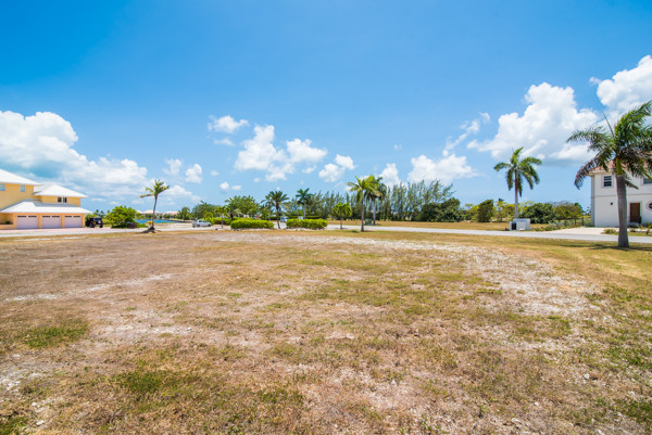 CRYSTAL HARBOUR CANAL LOT CRYSTAL HARBOUR CANAL LOT