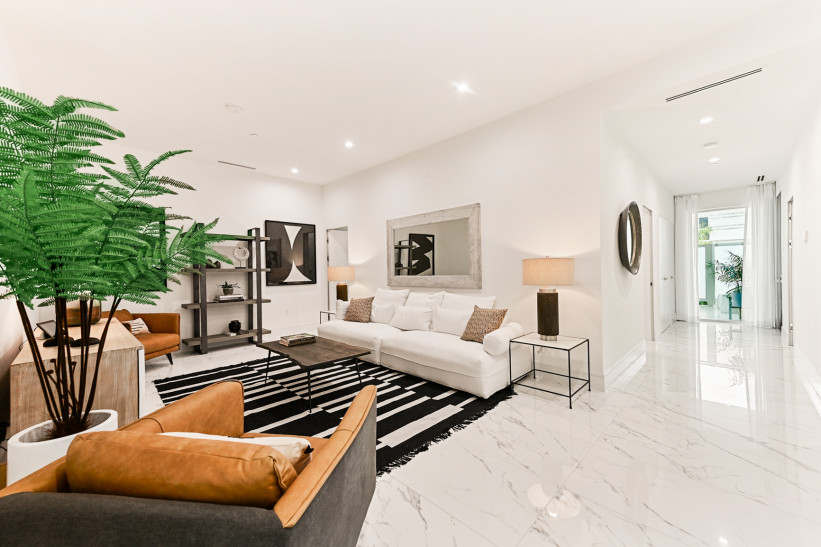 FIN RESIDENCE #4