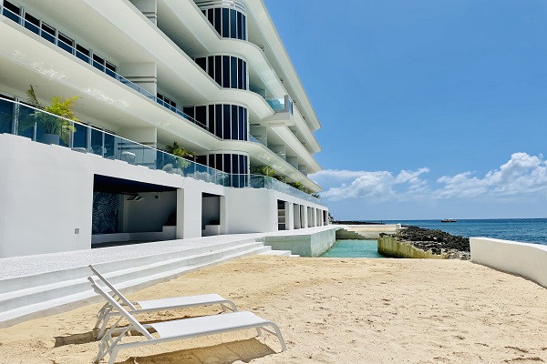 FIN RESIDENCE #4