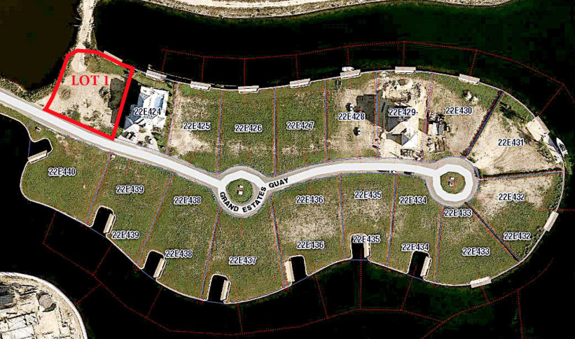 LOT 1 THE ESTATES LOT 1 THE ESTATES