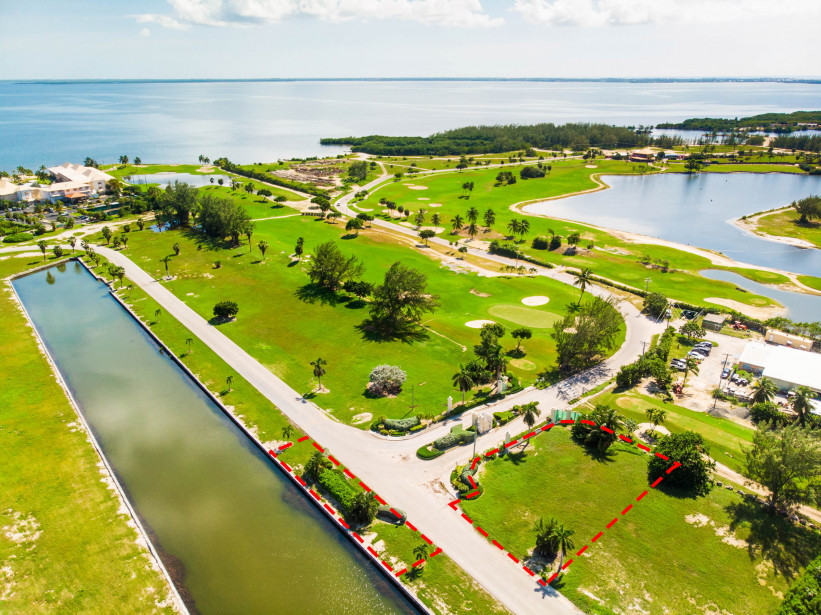 CRYSTAL HARBOUR CANAL LOT CRYSTAL HARBOUR CANAL LOT