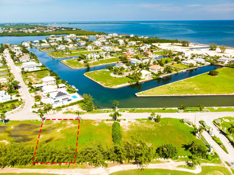 CRYSTAL HARBOUR LOT CRYSTAL HARBOUR LOT