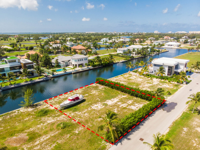 CRYSTAL HARBOUR CANAL LOT CRYSTAL HARBOUR CANAL LOT