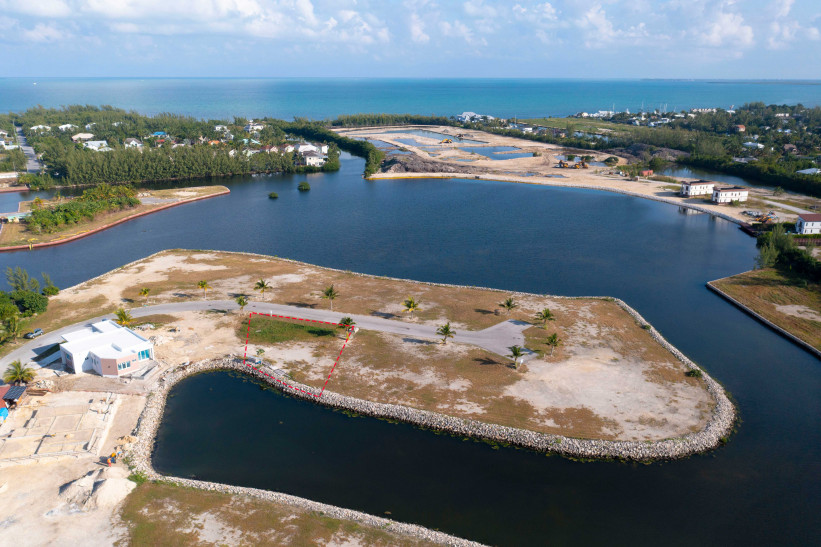 THE CHANNELS LOT A43