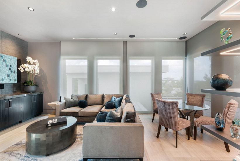 ATRIA - EXQUISITE WATER FRONT ESTATE - LALIQUE POINTE AT CRYSTAL HARBOUR ATRIA - EXQUISITE WATER FRONT ESTATE - LALIQUE POINTE AT CRYSTAL HARBOUR