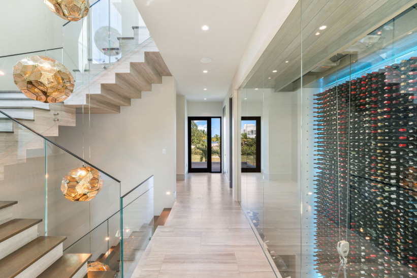 ATRIA - EXQUISITE WATER FRONT ESTATE - LALIQUE POINTE AT CRYSTAL HARBOUR ATRIA - EXQUISITE WATER FRONT ESTATE - LALIQUE POINTE AT CRYSTAL HARBOUR