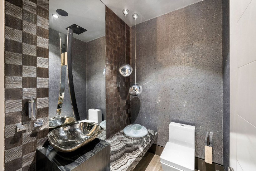 ATRIA - EXQUISITE WATER FRONT ESTATE - LALIQUE POINTE AT CRYSTAL HARBOUR ATRIA - EXQUISITE WATER FRONT ESTATE - LALIQUE POINTE AT CRYSTAL HARBOUR