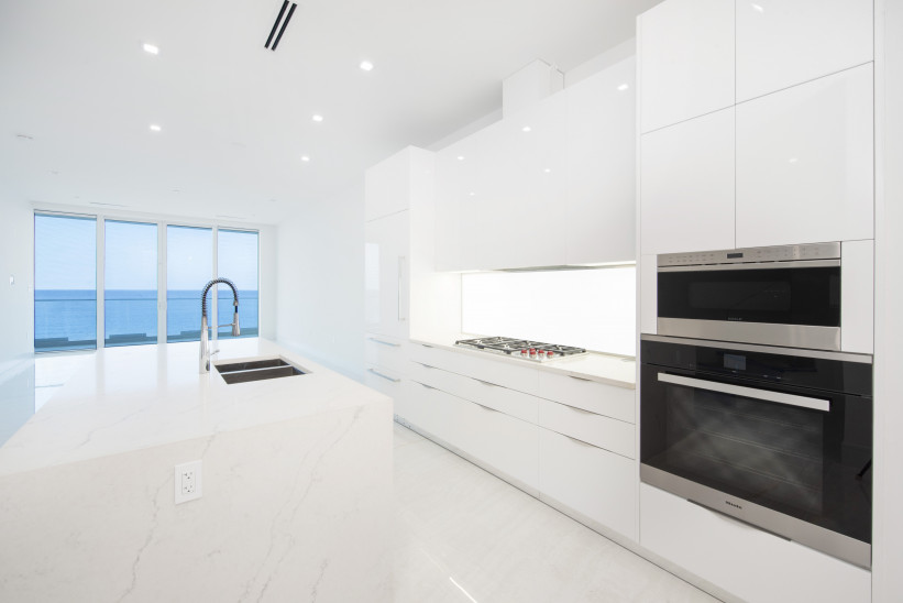 FIN PENTHOUSE 31-  90% DEVELOPER FINANCING AVAILABLE FIN PENTHOUSE 31-  90% DEVELOPER FINANCING AVAILABLE