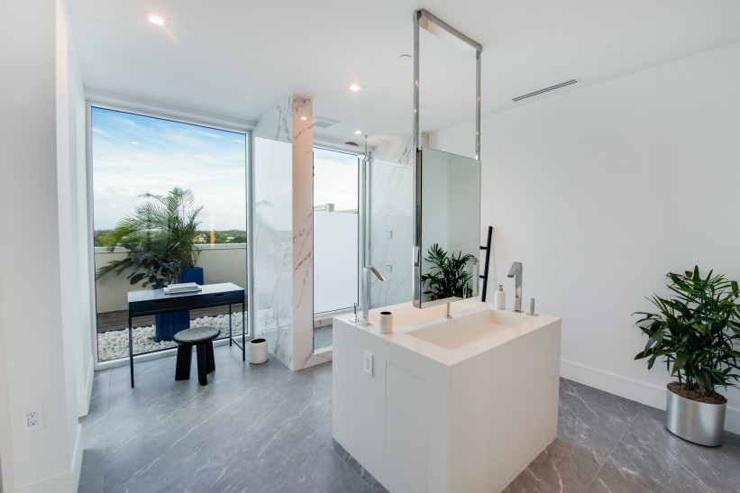 FIN  PENTHOUSE 33 - 4 BED OCEAN FRONT FURNISHED CONDO - DEVELOPER FINANCING AVAILABLE FIN  PENTHOUSE 33 - 4 BED OCEAN FRONT FURNISHED CONDO - DEVELOPER FINANCING AVAILABLE