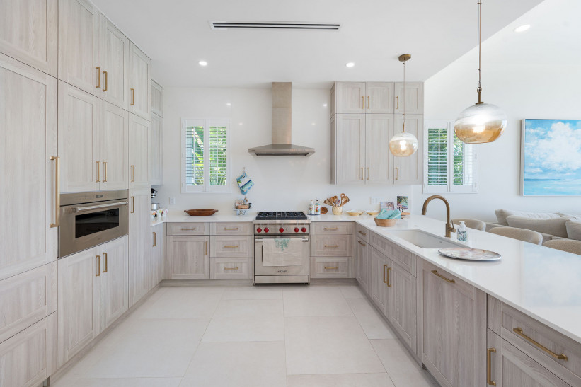 INDIGO BAY #4 - OCEANFRONT DEVELOPER'S RESIDENCE