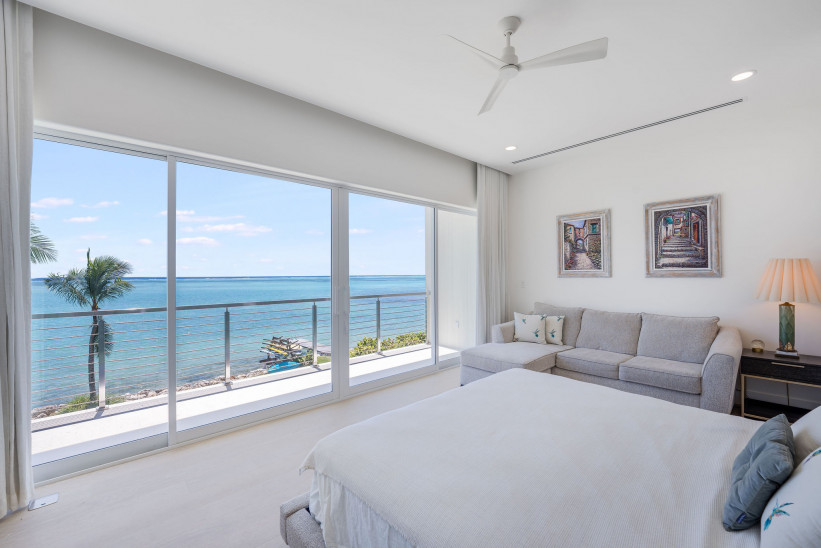 INDIGO BAY #4 - OCEANFRONT DEVELOPER'S RESIDENCE