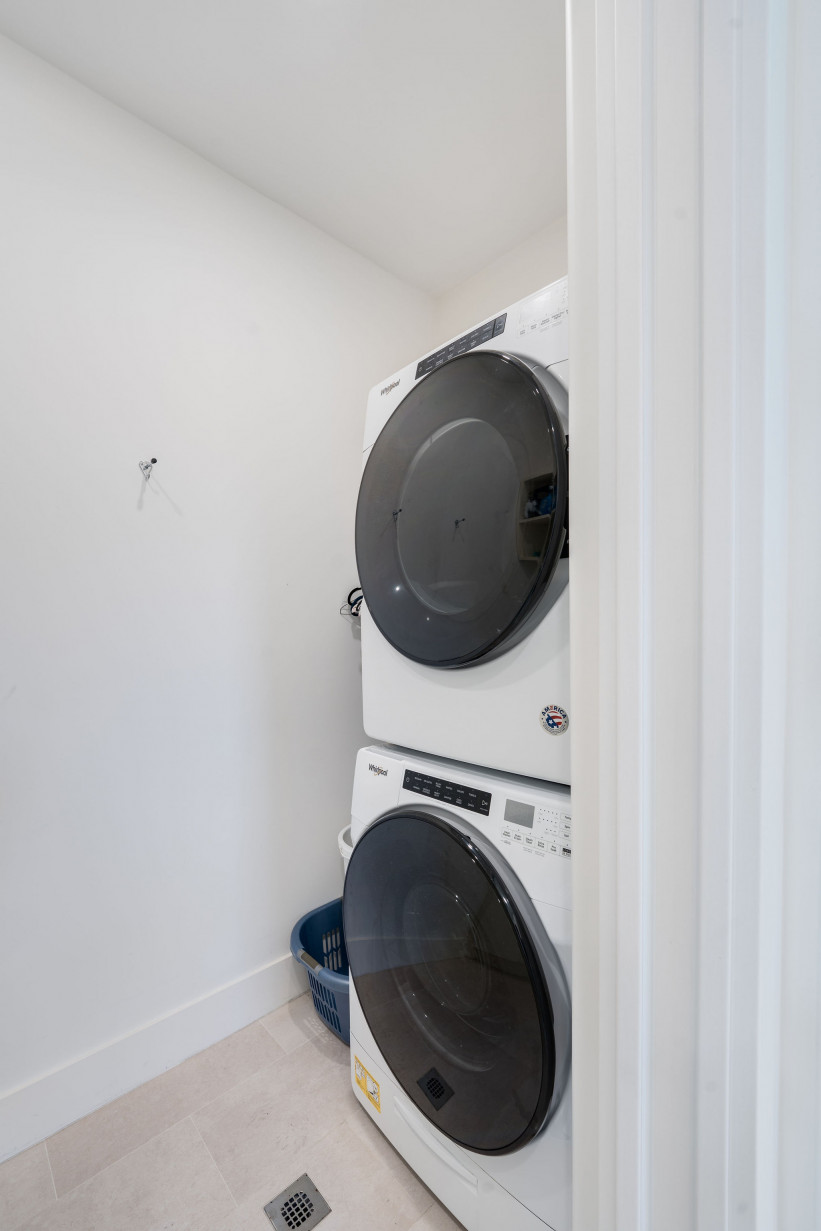 INDIGO BAY #4 - OCEANFRONT DEVELOPER'S RESIDENCE