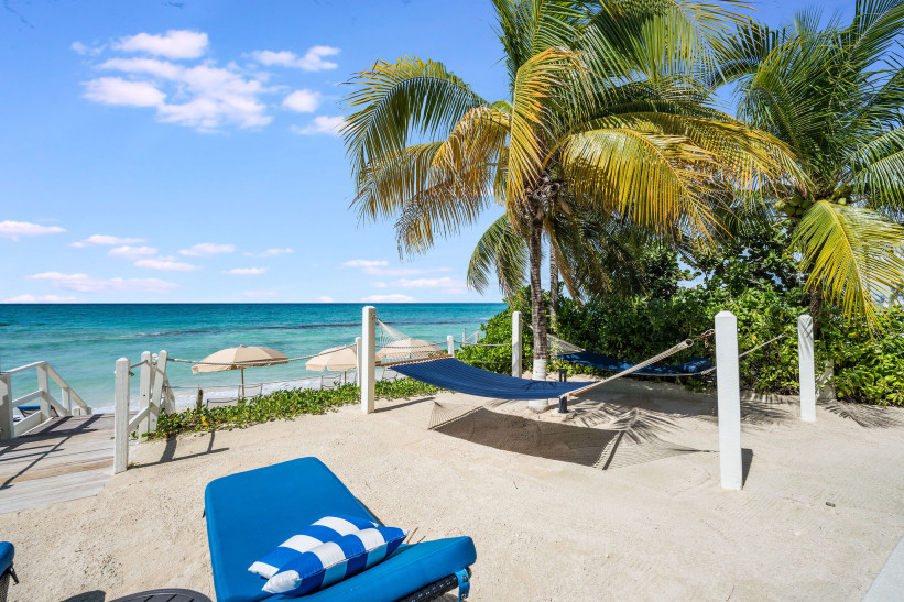 SOUTH BAY BEACH CLUB PENTHOUSE 36 WITH PARKING SPACE - 3 BEDROOM