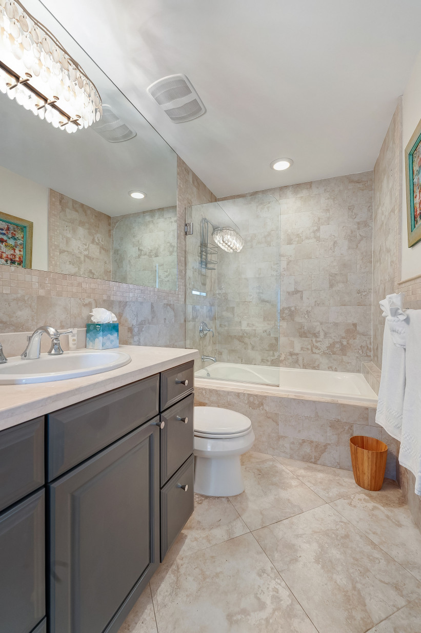 SOUTH BAY BEACH CLUB PENTHOUSE 36 WITH PARKING SPACE - 3 BEDROOM