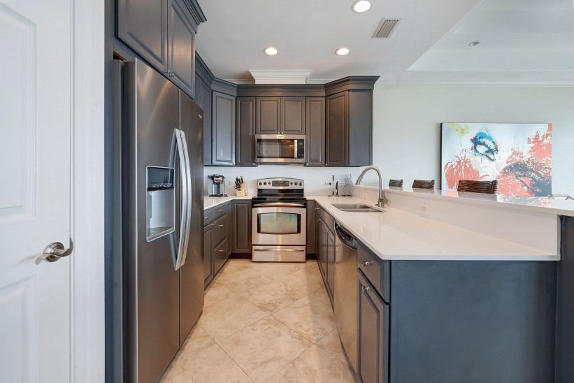 SOUTH BAY BEACH CLUB PENTHOUSE 36 WITH PARKING SPACE - 3 BEDROOM