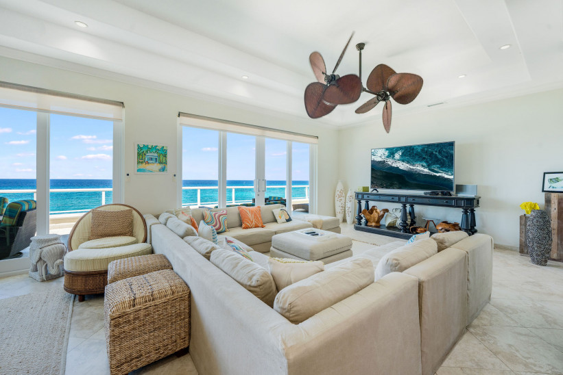 SOUTH BAY BEACH CLUB PENTHOUSE 36 WITH PARKING SPACE - 3 BEDROOM
