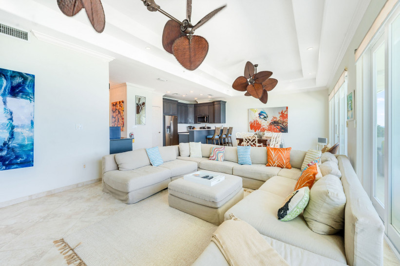 SOUTH BAY BEACH CLUB PENTHOUSE 36 WITH PARKING SPACE - 3 BEDROOM