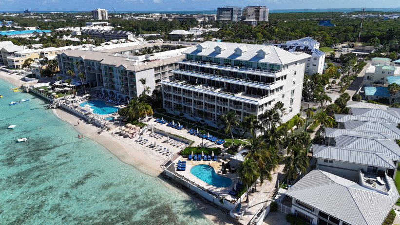 SOUTH BAY BEACH CLUB PENTHOUSE 36 WITH PARKING SPACE - 3 BEDROOM