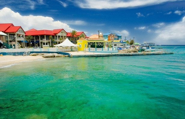 Best for Those Who Like Town Living: George Town and Bodden Town 