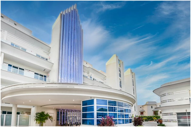 MIKE RYAN AND DALE CRIGHTON BUILD A TEAM THAT GOES ABOVE AND BEYOND 